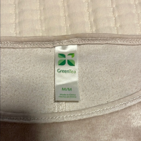 Casual Cream Velour Women's Top - Picture 3 of 4